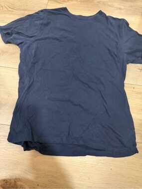 GAP Classic Men's Navy T-Shirt